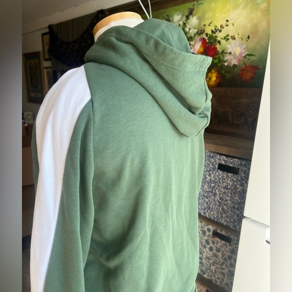 Adidas organic cotton hoodie. Green size SMALL - Picture 4 of 9